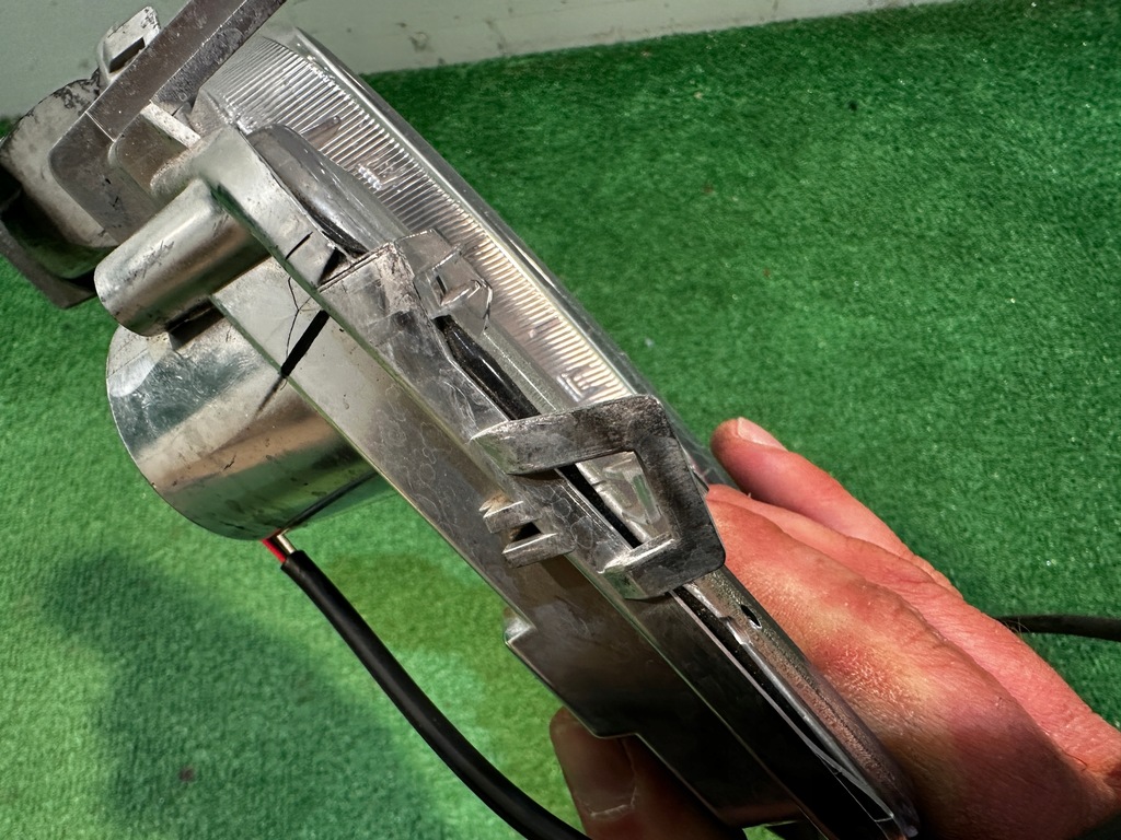 фото №7, Volvo xc60 i lift противотуманная фара led drl левый 31420393