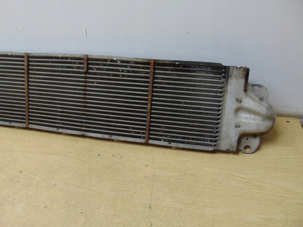 фото №12, Радіатор інтеркулер vw transporter t5 2.5 tdi 7h0145804b