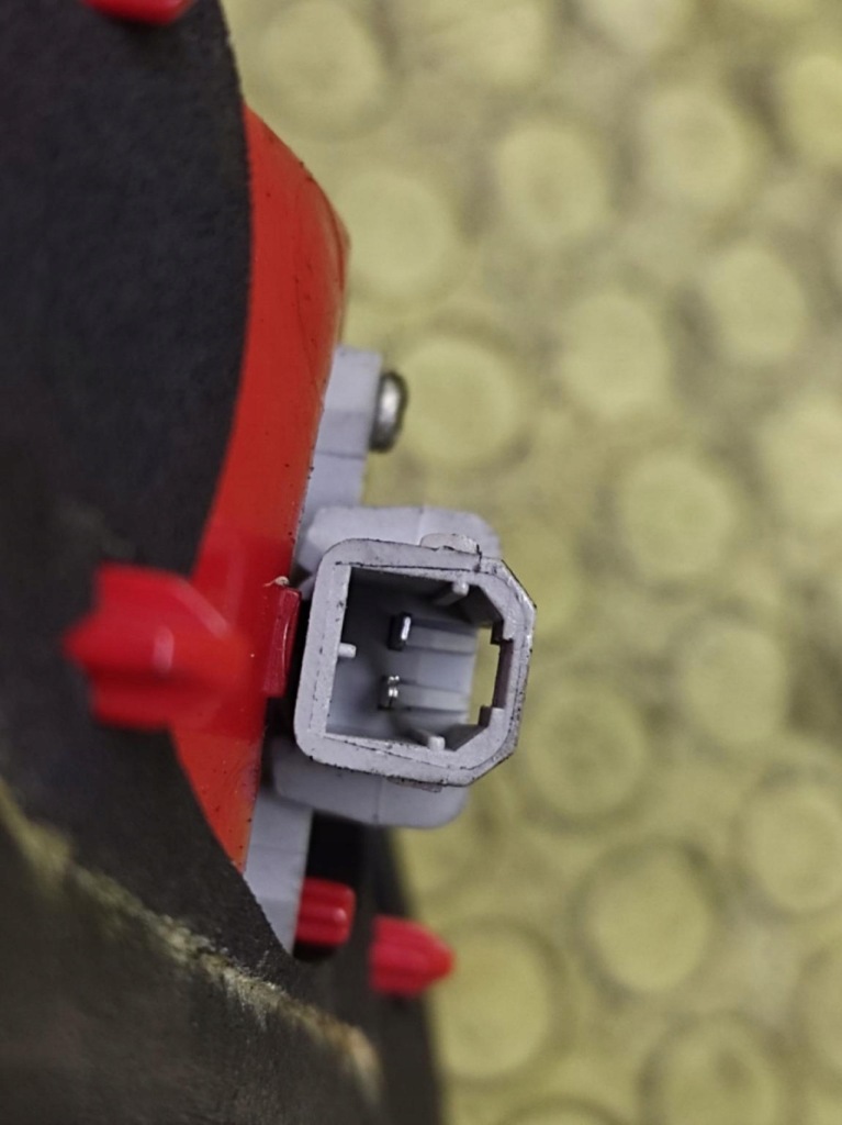 фото №5, Alfa romeo 147 лампа правый задняя w крышка 60693791