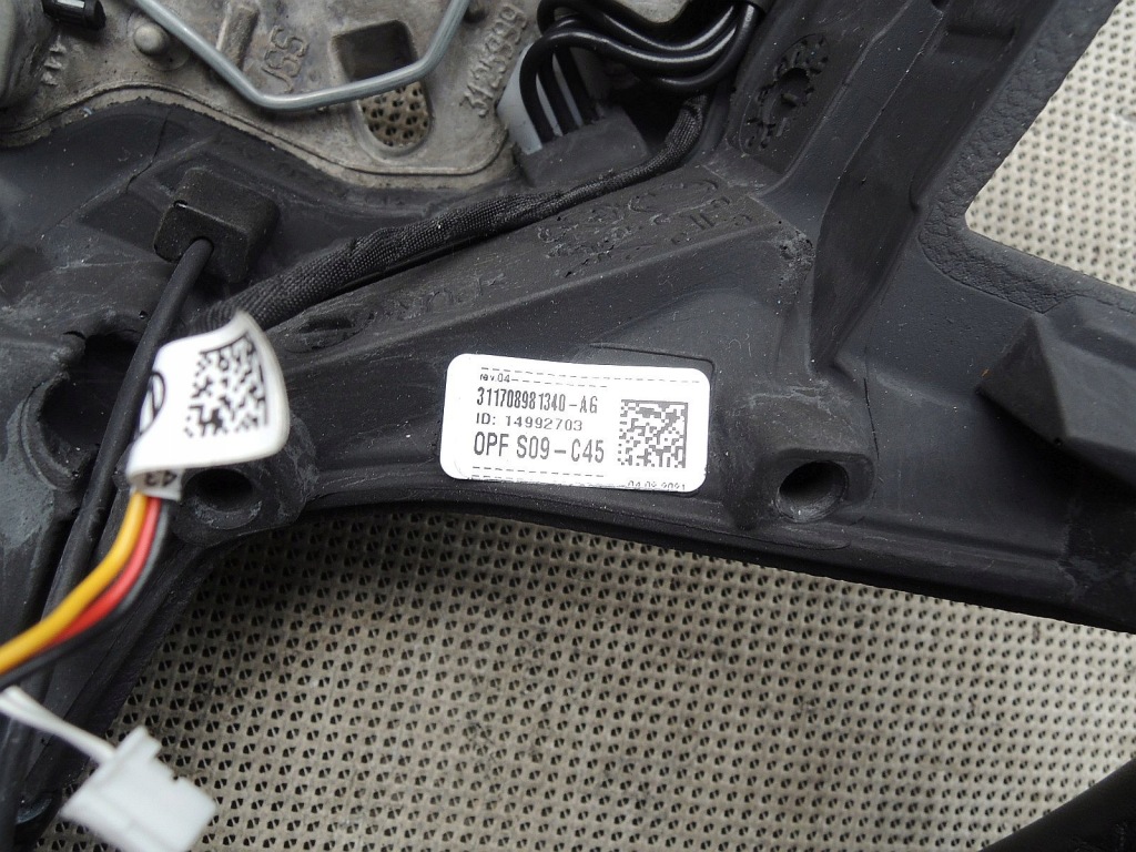 фото №9, Водитель кожаный лепестки переключения передач оригинальный номер - vw golf viii 8 passat b8