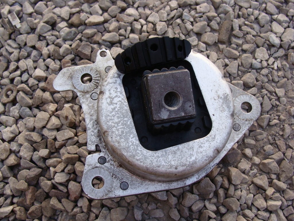 фото №1, Подушка двигуна alfa romeo stelvio giulia 00505484710