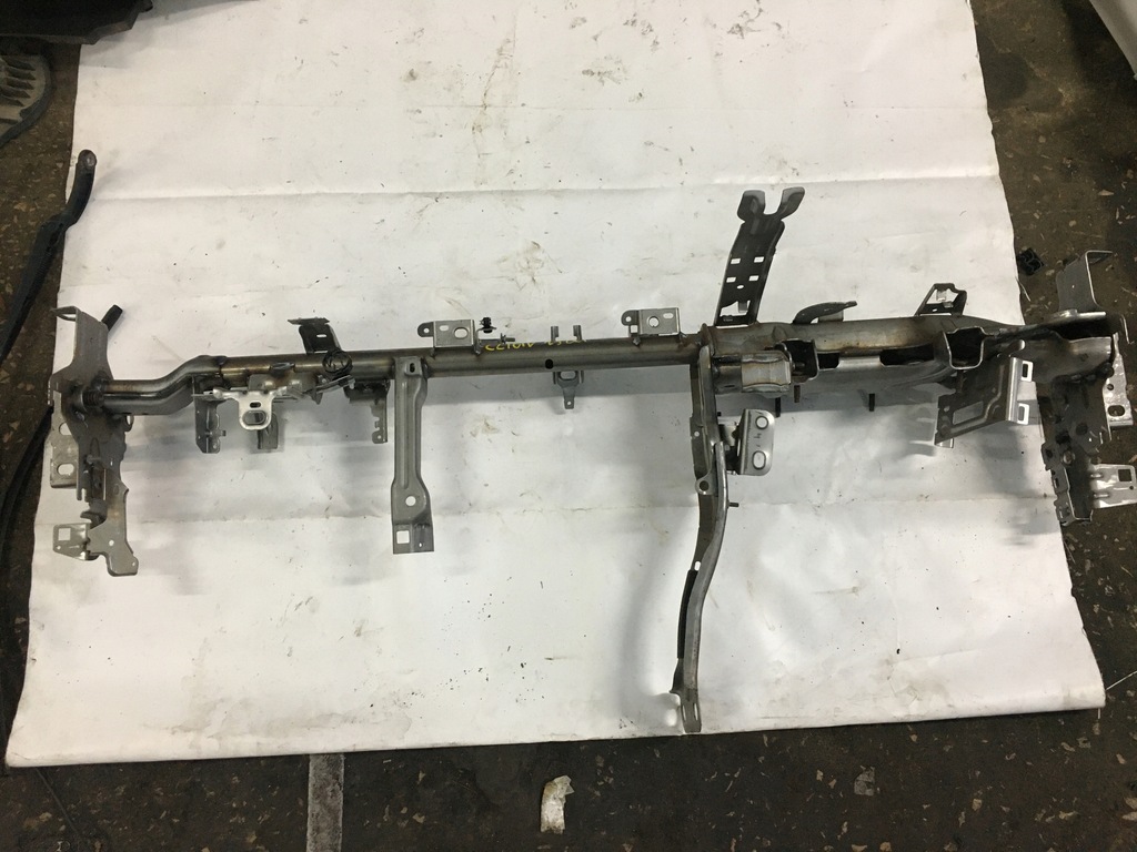 фото №1, Каркас балка панели консоли renault clio iv