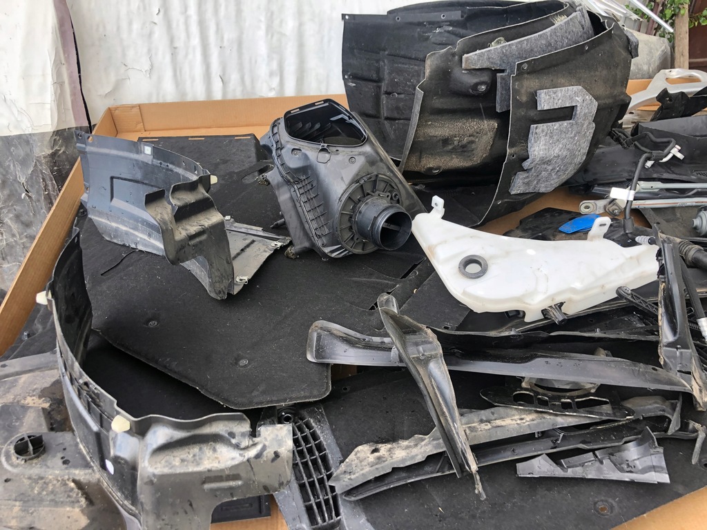 фото №13, Audi a7 c7 4g lift 3,0 tfsi s-line капот бампер лампи full led 50 km ls9r