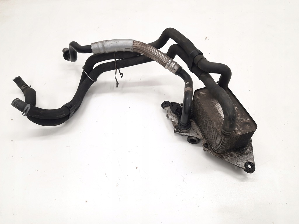 фото №1, Audi r8 4.2 fsi 06- радиатор масла 420117022a