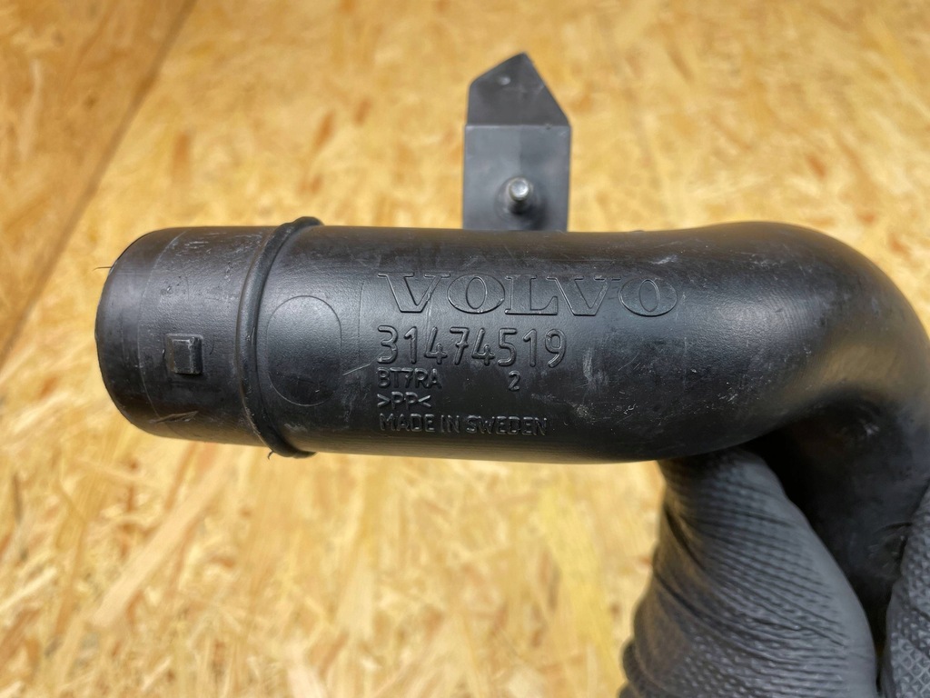 фото №12, Труба шланг повітрозабірник повітря volvo v60 ii s60 iii 31474519 2018-