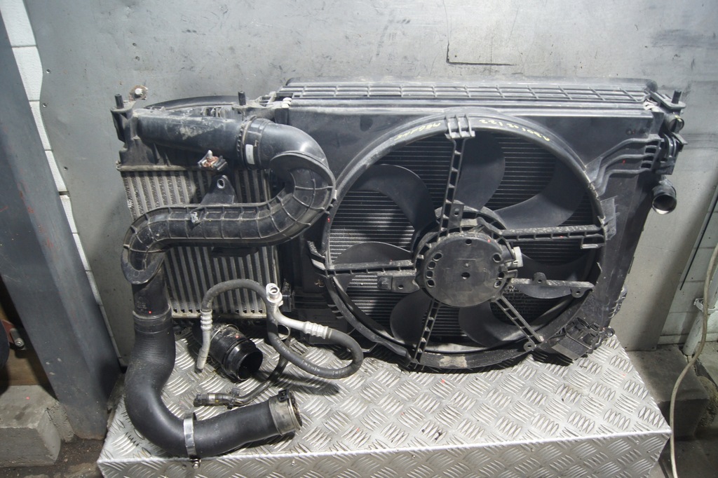 фото №14, Renault talisman scenic радіатор wody 214108607r