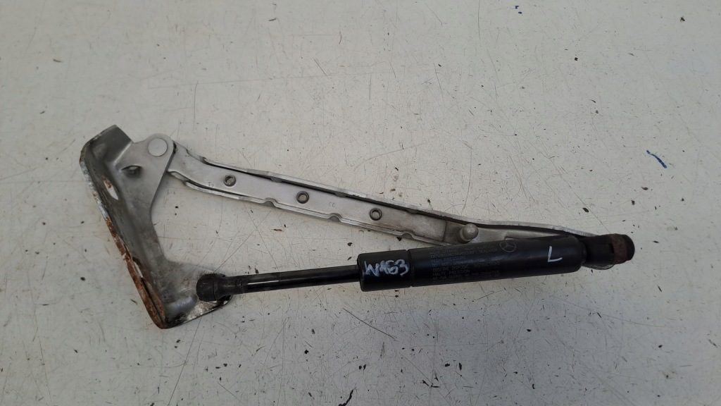 Амортизаторы петли капот 1638800029 пара mercedes ml w163 в Украине