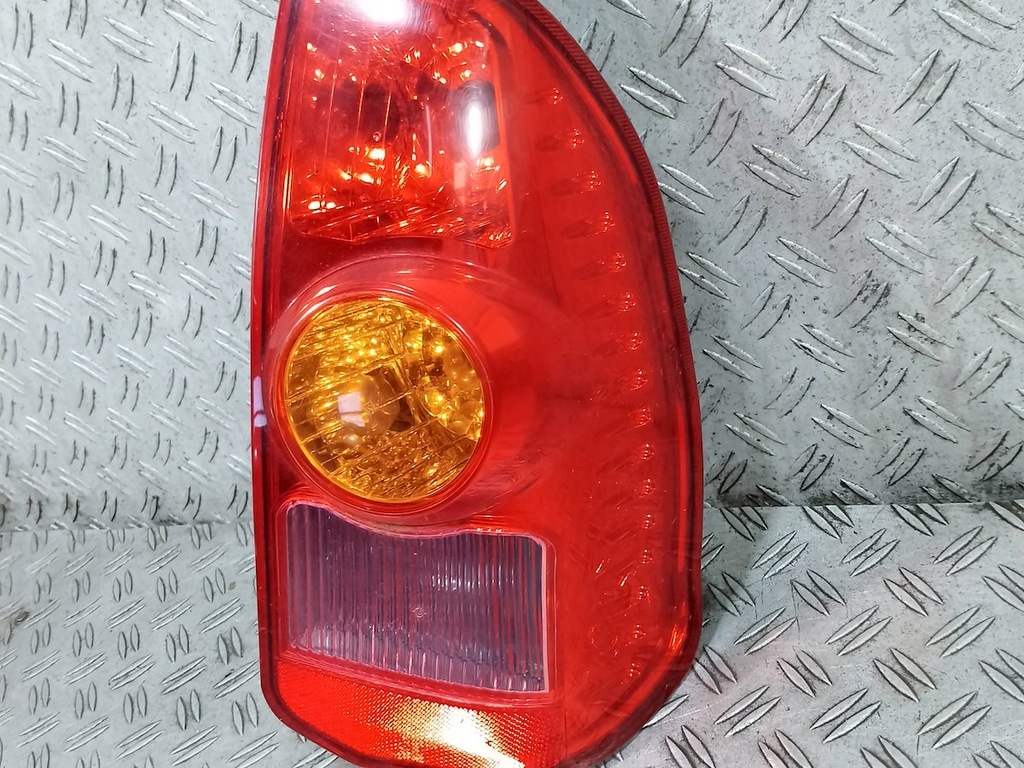 фото №8, Лампа задня права mitsubishi space star i mr913174