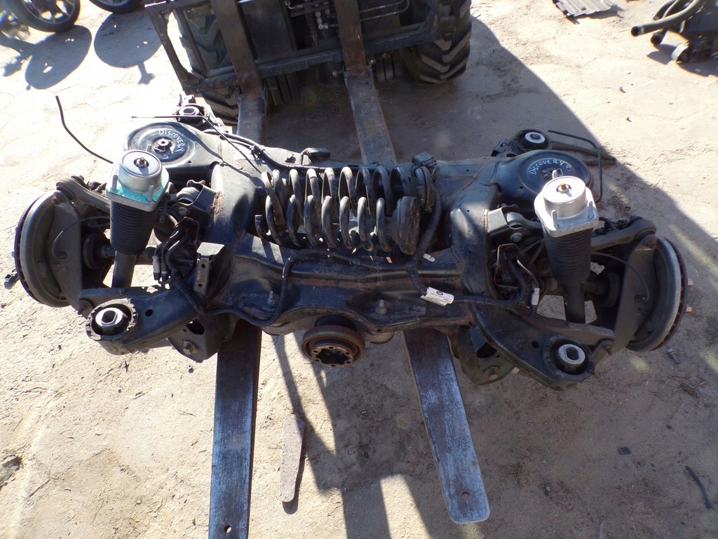 фото №12, Oś балка подвеска задняя land rover discovery v