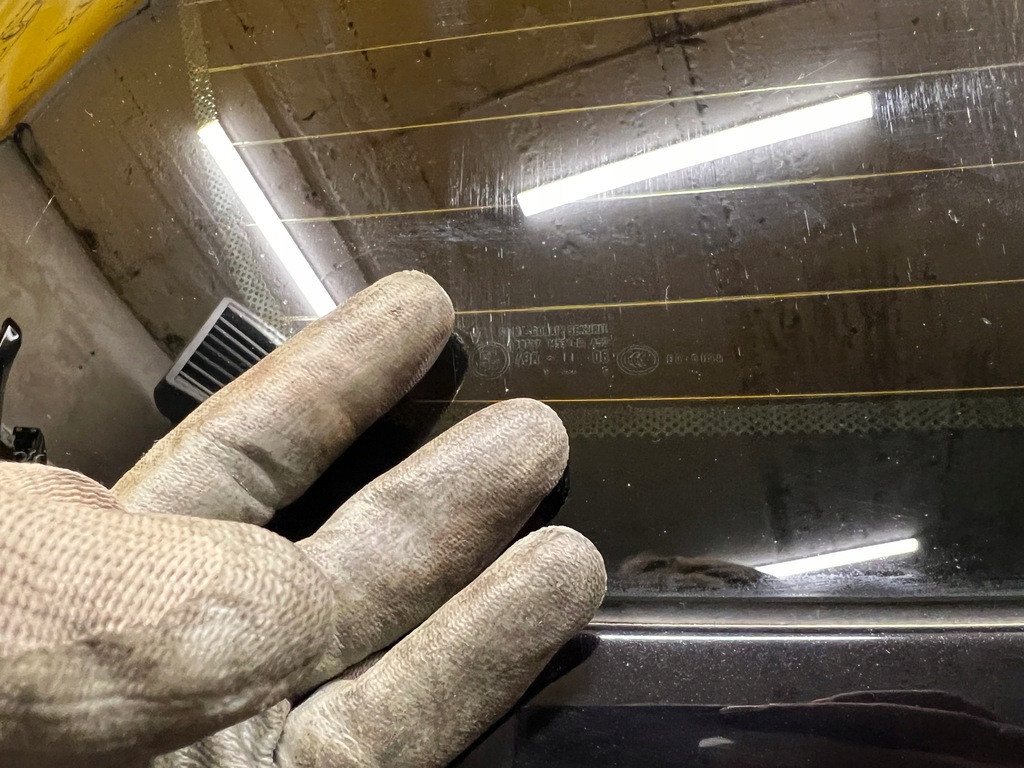 фото №16, Кришка багажника багажника задня задня скло спойлер porsche cayenne ii 7p5 gts lc9x c9x