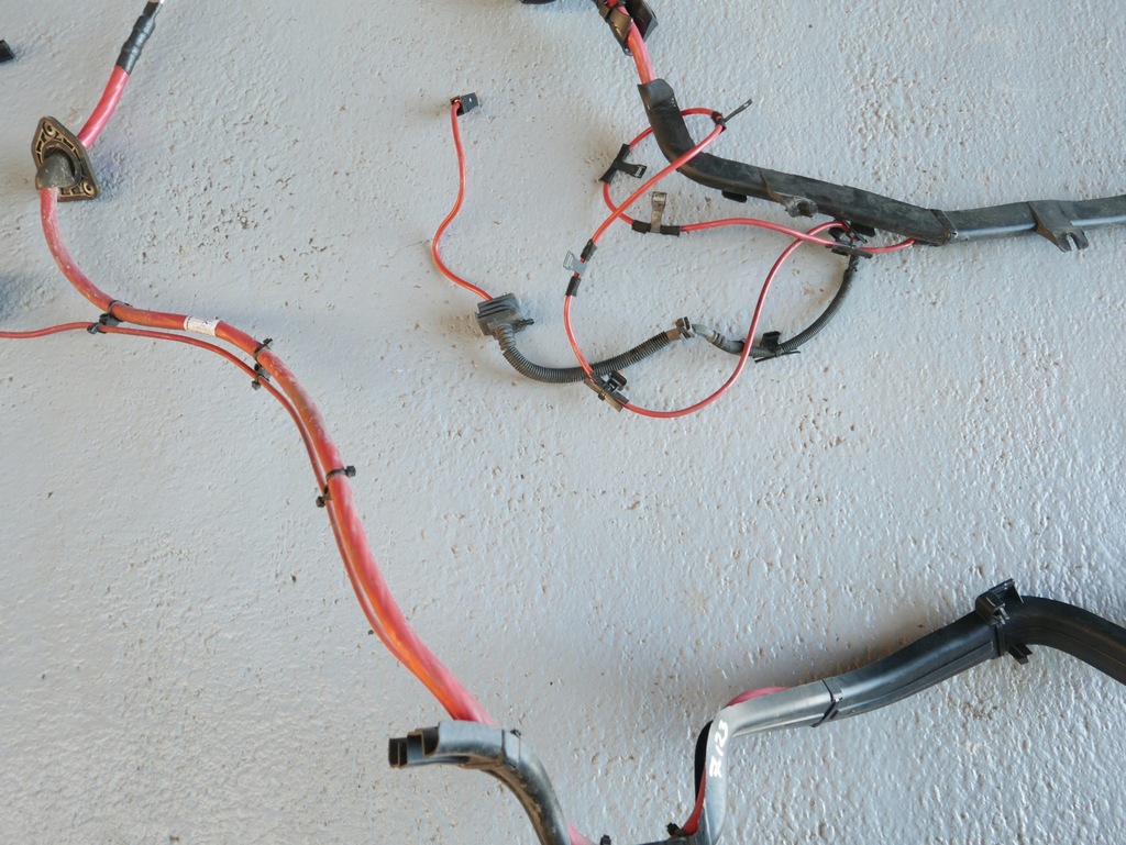 фото №9, Bmw x6 f16 x5 f15 шланг plus аккумулятор 9367661 9381815 9381816