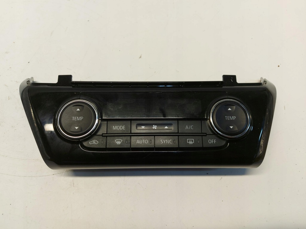 фото №1, Mitsubishi eclipse cross панель кондиціонера