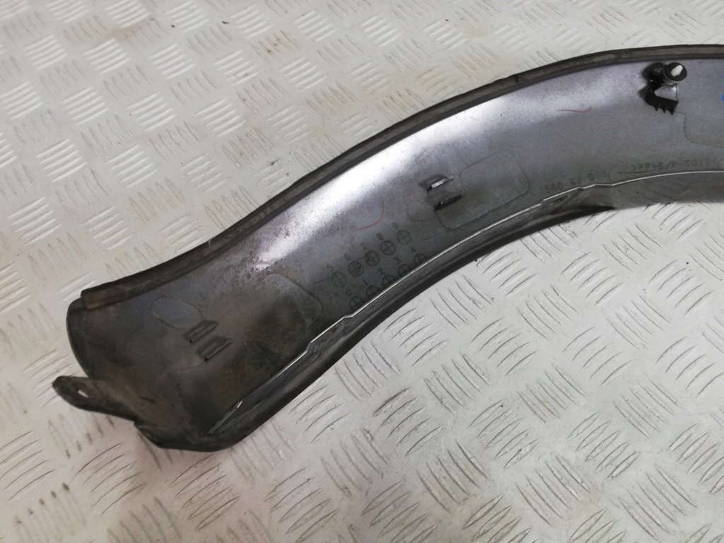 фото №12, Daihatsu terios ii молдинг крыла левая задняя