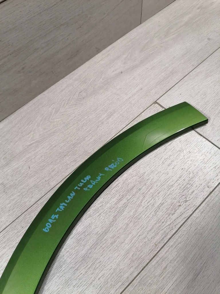 фото №6, Taycan turbo молдинг крила правий перед 9j0853136j