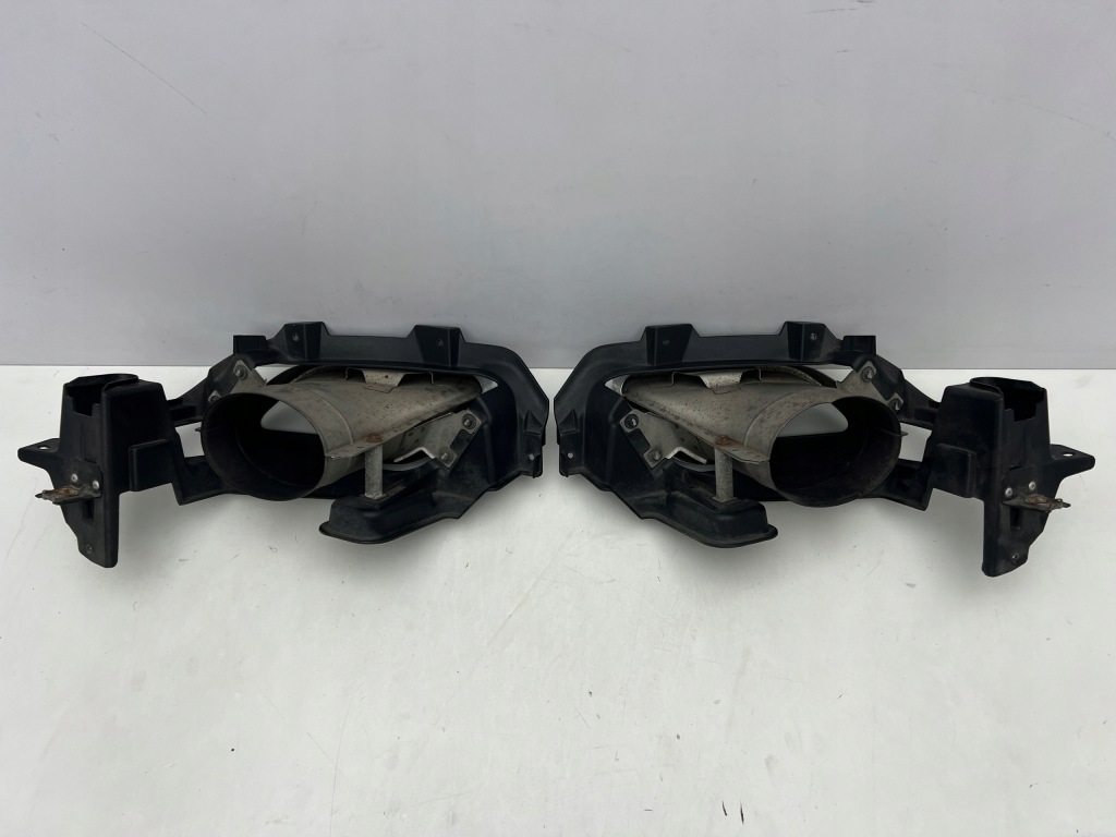 Mercedes amg gt r190 наконечник вихлоп ліва права оригінал комплект 14- Недорого