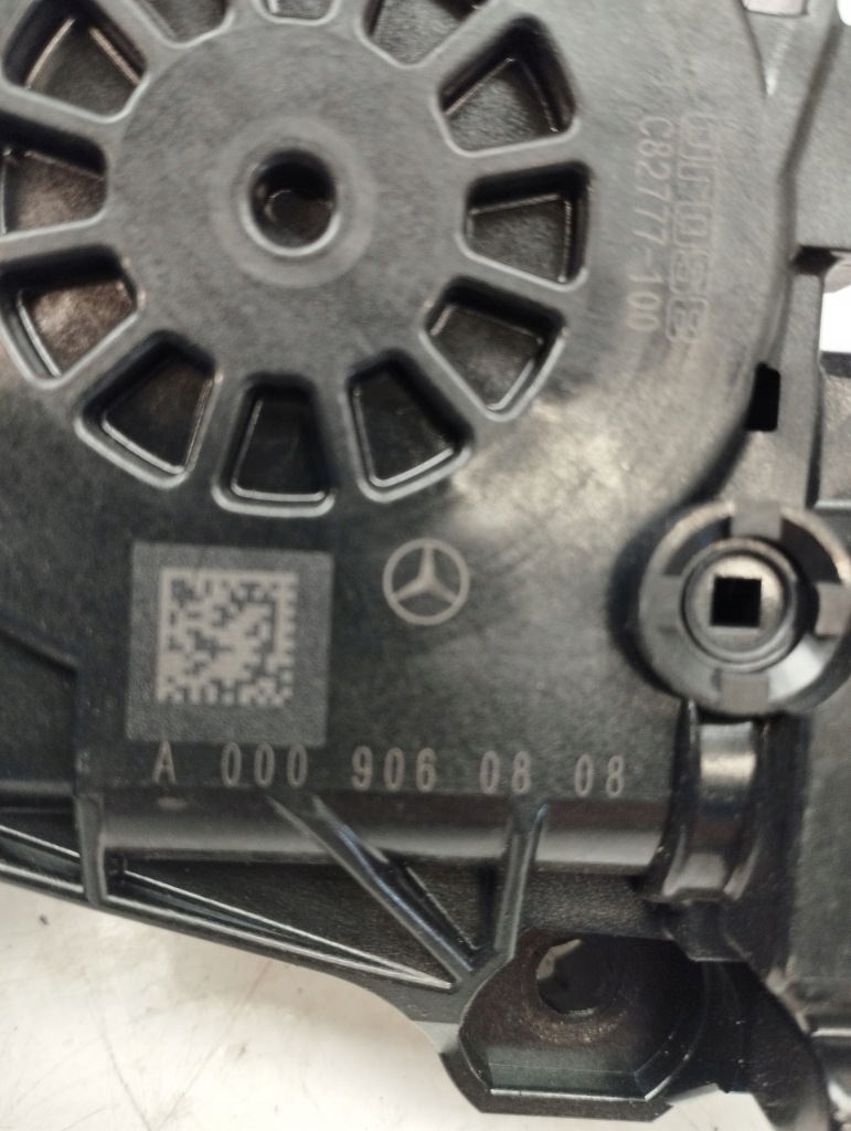 Mercedes w177 amg a35 моторчик стекло левый задний  a0009060808 Цена