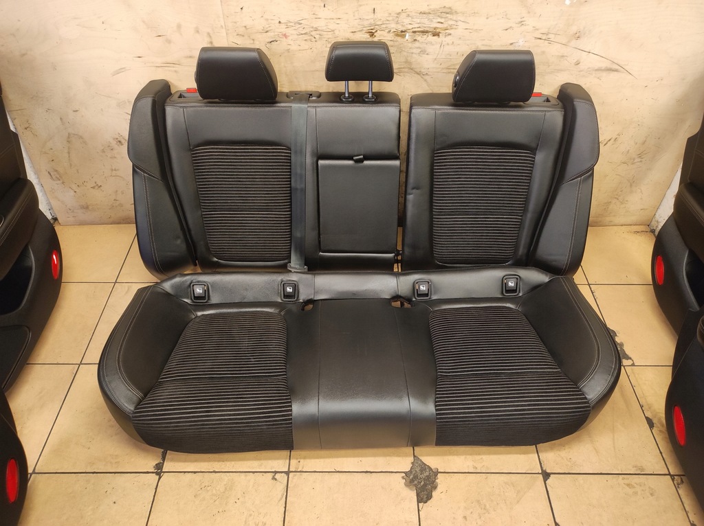 фото №6, Сиденья заднее сиденье обшивки обивка talisman kombi eu