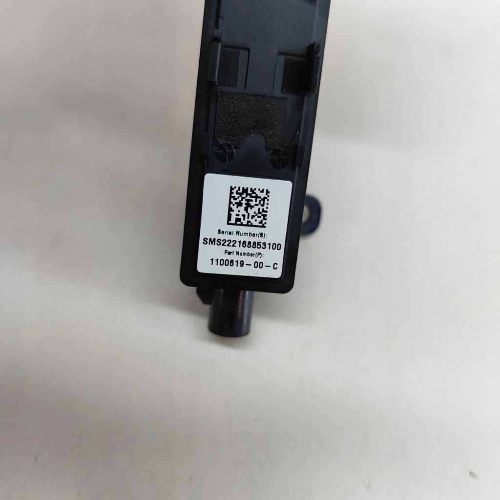 Tesla model 3 2023 правая сторона камера на крыле боковой Недорого