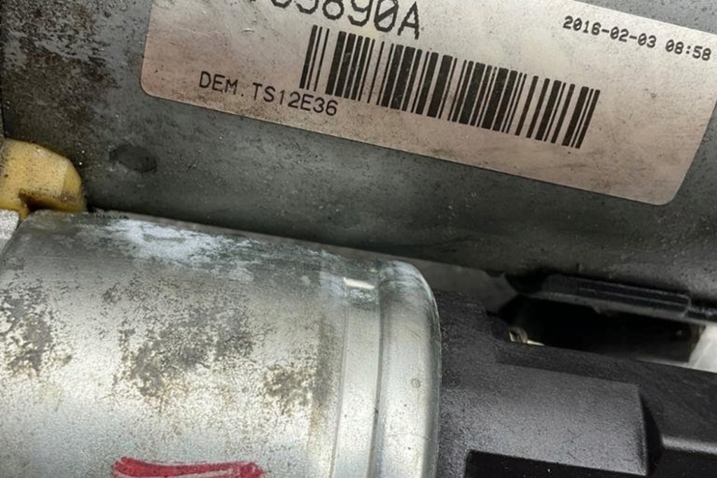 Стартер bmw x5 e70 g199890a 3.0l бензиновый 225kw 2011 с Разборки