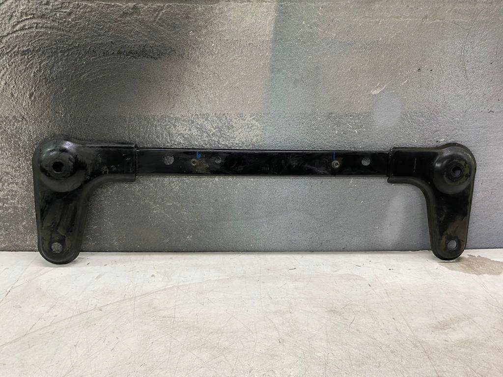 фото №1, Балка усилитель радиатор clio iv 4