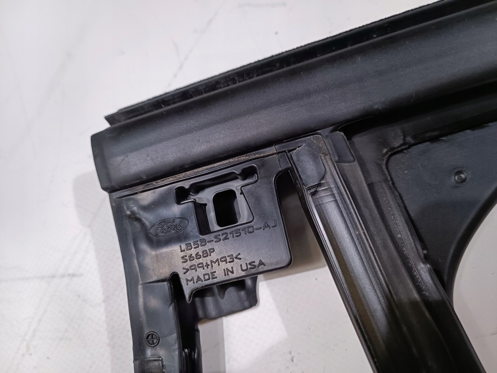 фото №10, Молдинг прокладка скло двері правий перед ford explorer vi 2020-