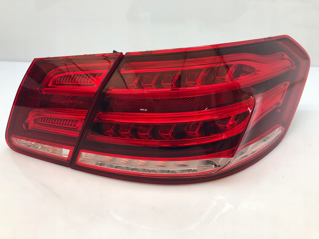 фото №1, Лампа mercedes w212 lift правая сторона