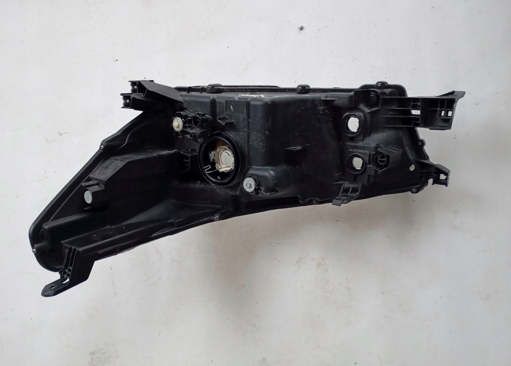 фото №9, Лампа передняя правая toyota hilux viii 8 15-20