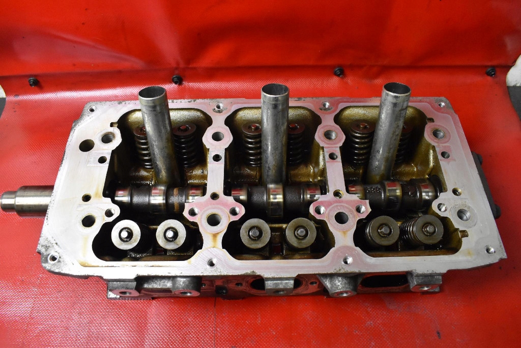 фото №12, Головка двигуна 4663894t chrysler 300m 300 m 3.5 v6 252 km 98-04