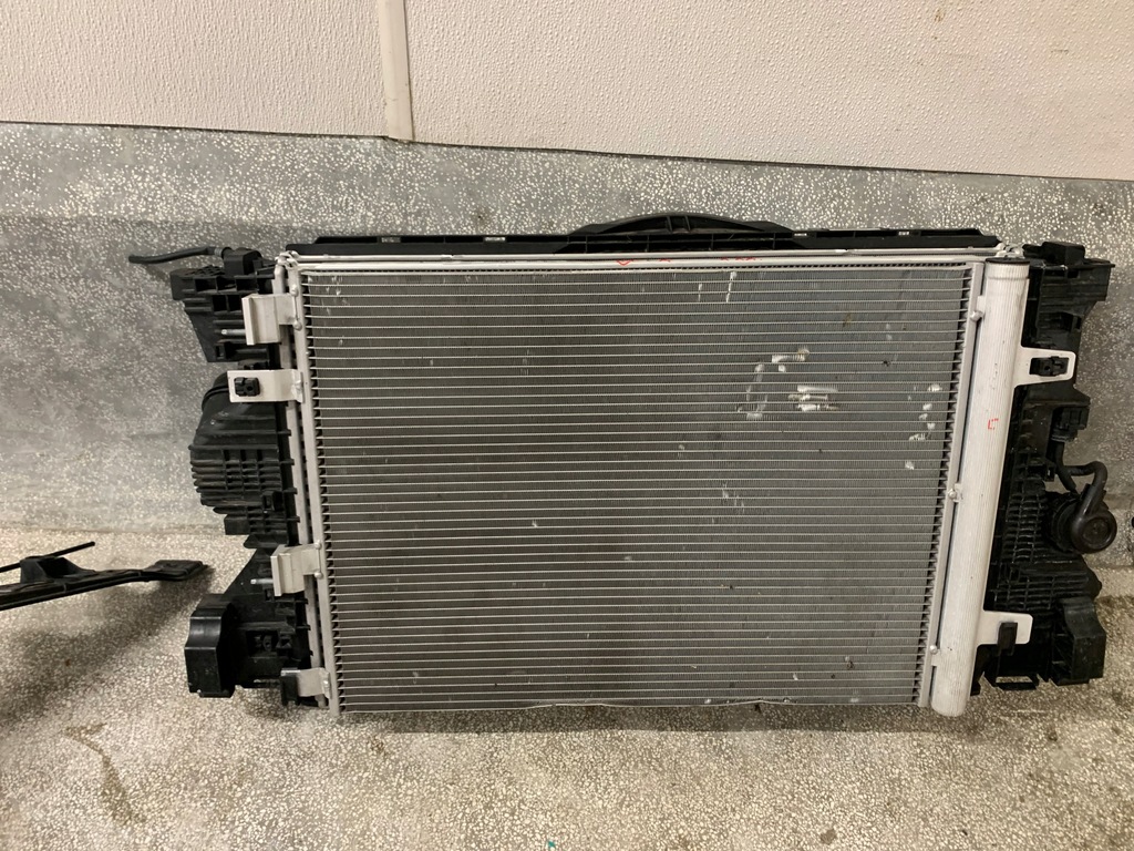 фото №8, Mercedes gla h247 lift kompletny перед радиатор бампер капот multibeam