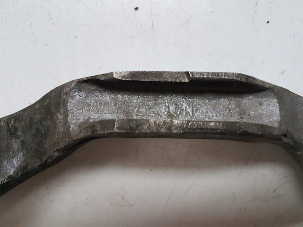 фото №3, Кронштейн кронштейн двигателя jaguar s-type r 4.2 sc