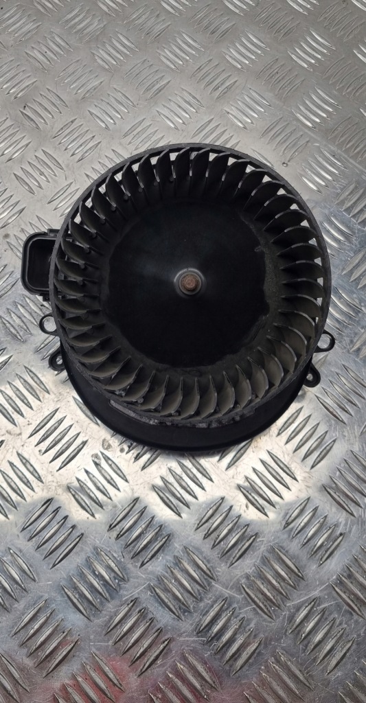 фото №1, Bmw f15 f20 f30 f36 вентилятор обдув 9276112