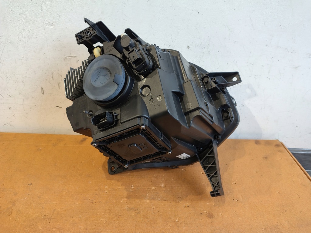 Фара renault twingo 3 рестайлинг  фара левая обычная led европа 2018- Недорого