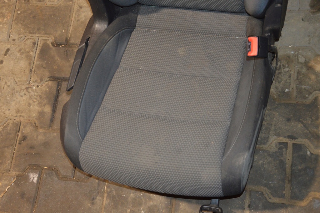 фото №7, Vw golf vi kombi комплект сидений eu