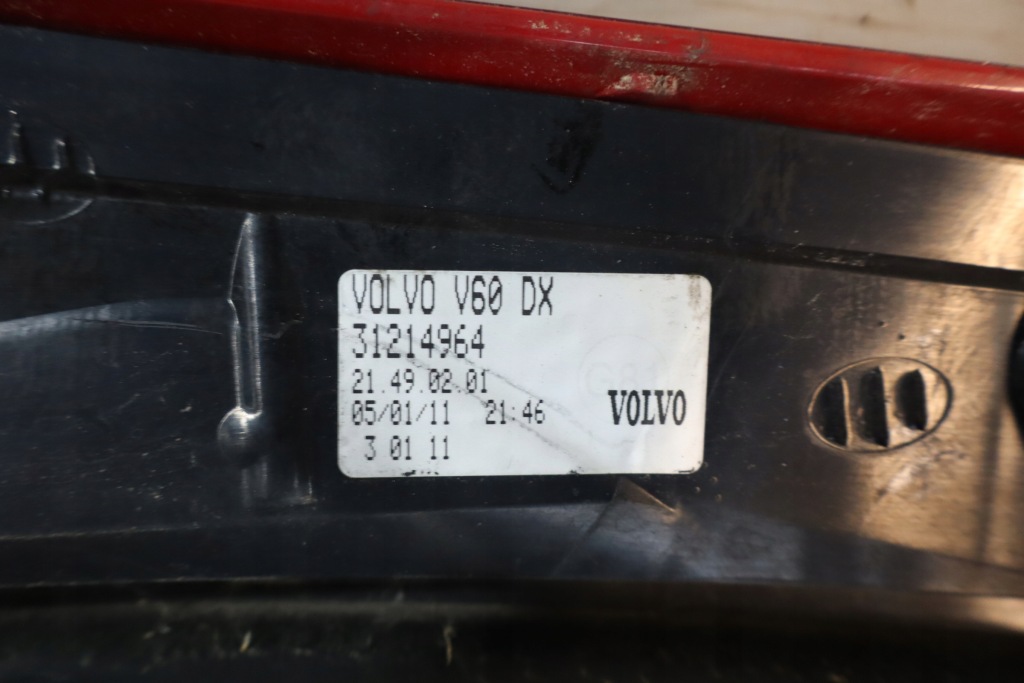фото №4, Лампа правая задняя volvo v60 i suv