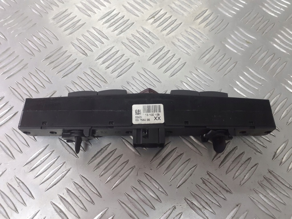 фото №2, Панель переключателей opel astra h 1.9 cdti