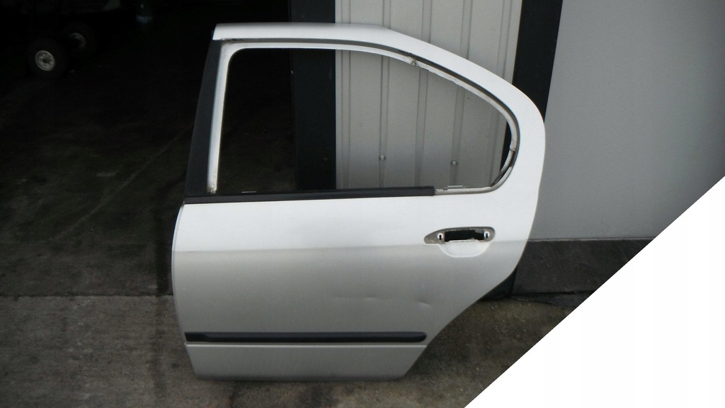 фото №1, Nissan primera p11 4d sedan 96- дверь левая задние