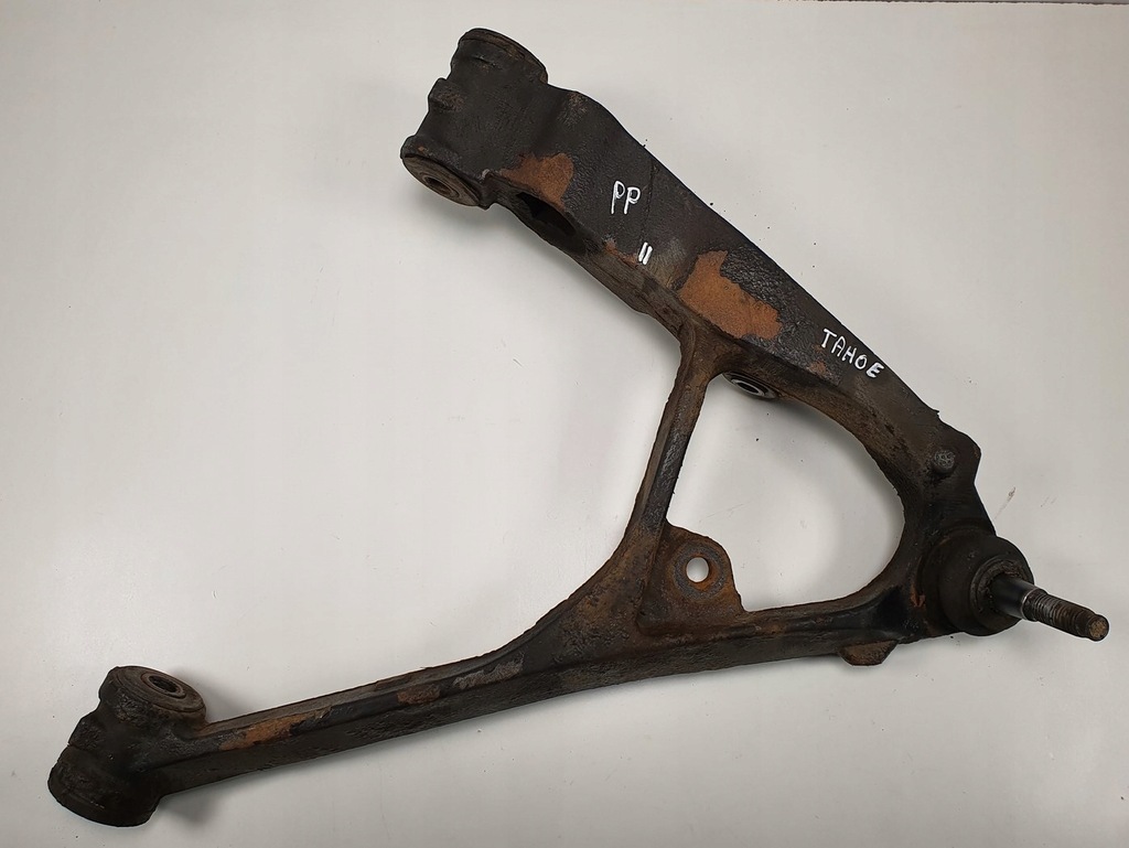 фото №1, Рычаг правый перед awd chevrolet tahoe ii