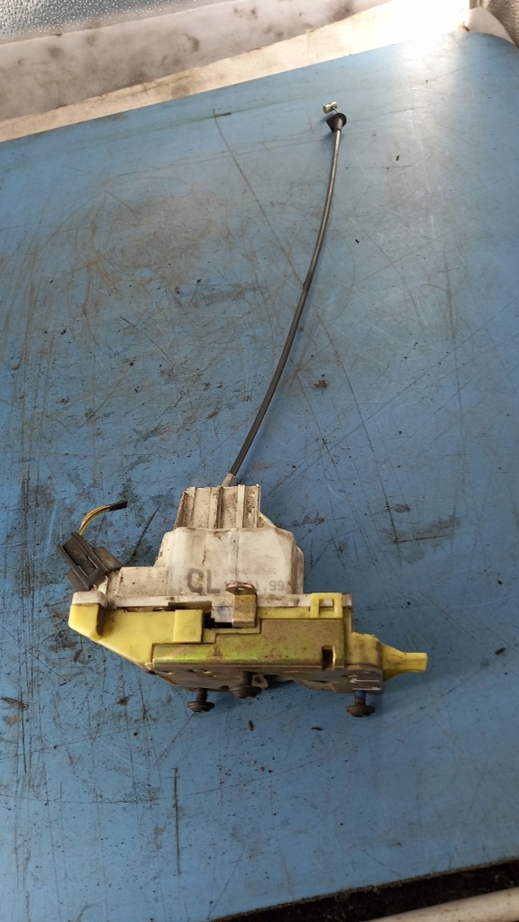 Замок лівий задній ford focus 1.8b 98r Ціна