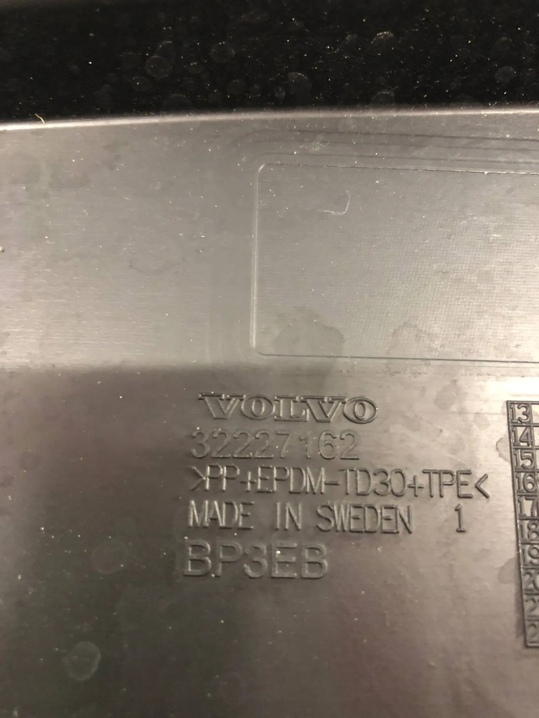 фото №12, Volvo xc90 спойлер кришки багажника 15 -