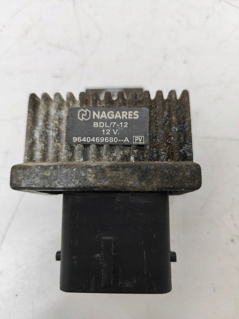 фото №6, Renault twingo ii 2010 реле / модуль системы отопления предварительного