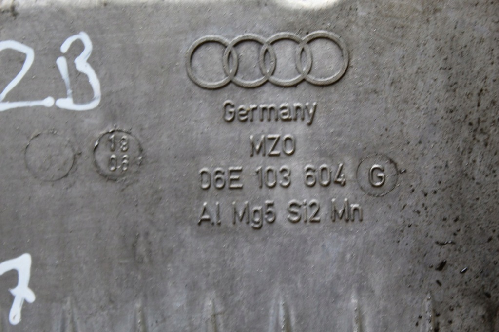 Піддон масляна audi a6 c6 3.2 b auk 06e103604g Зі Шроту