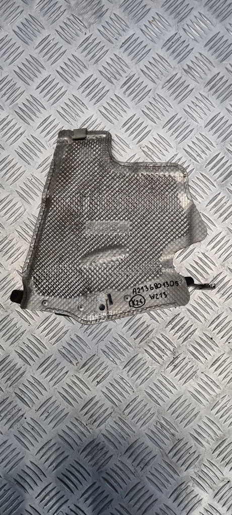 фото №1, Mercedes w213 захист теплова a2136801305