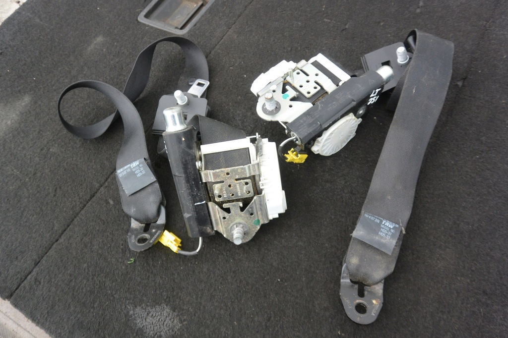 фото №8, Pas безопасности правый левый задняя mercedes r w251