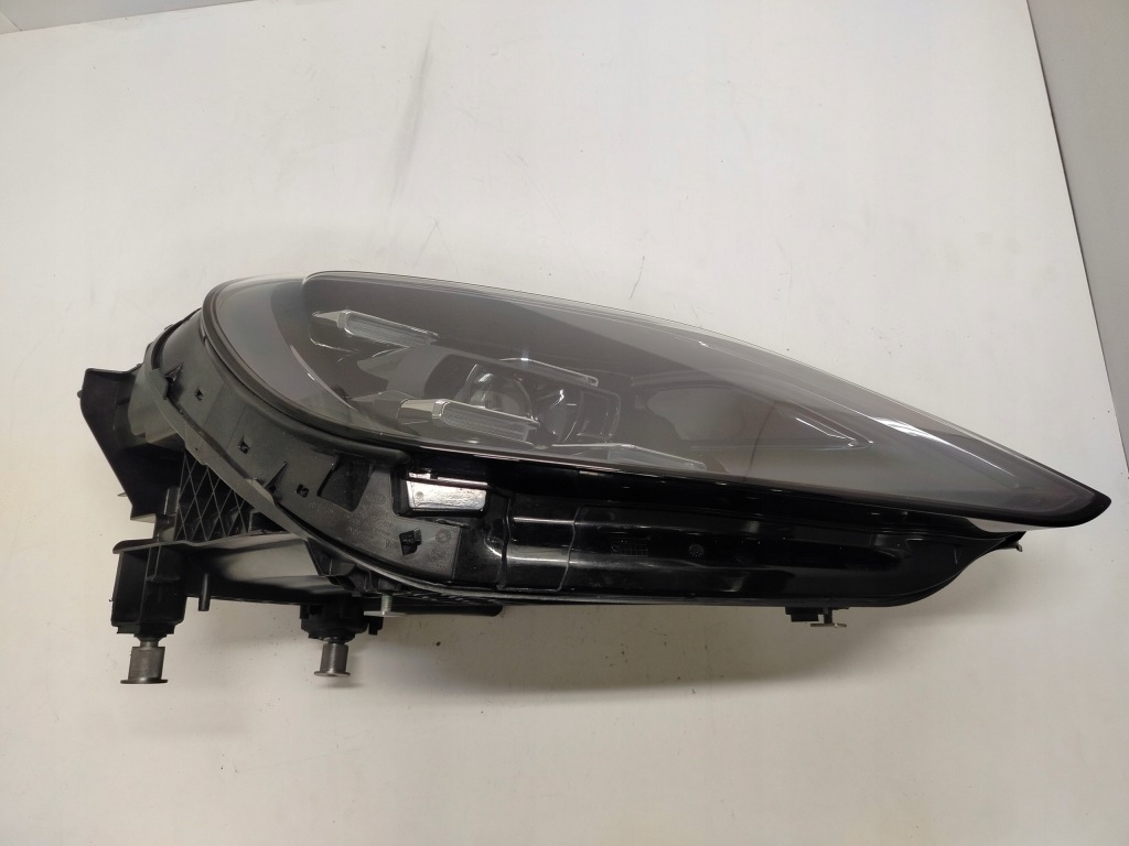 Porsche cayenne 9y рестайлинг  full led matrix фара правый Киев