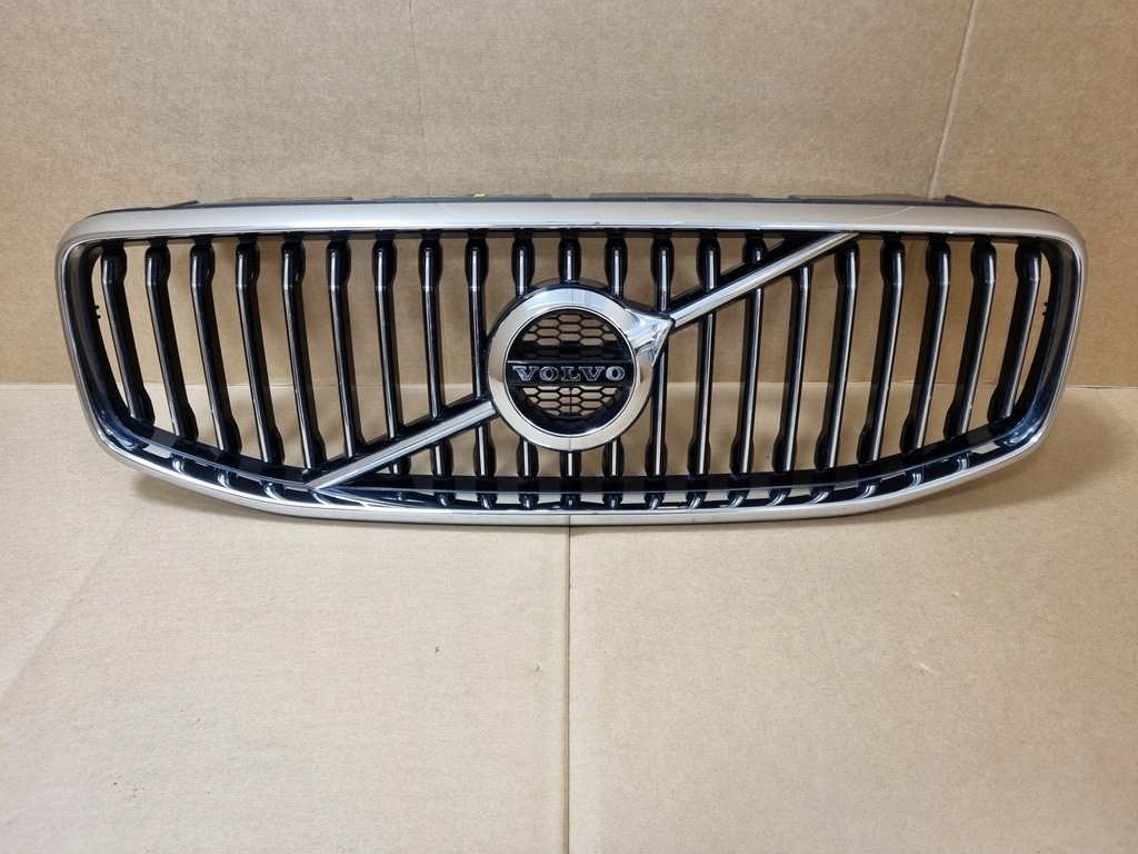 фото №1, Volvo xc60 ii решётка радиатора решётка радиатора inscription 32234068