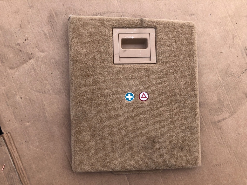 фото №1, Заглушка аптечка багажника opel signum 24461283