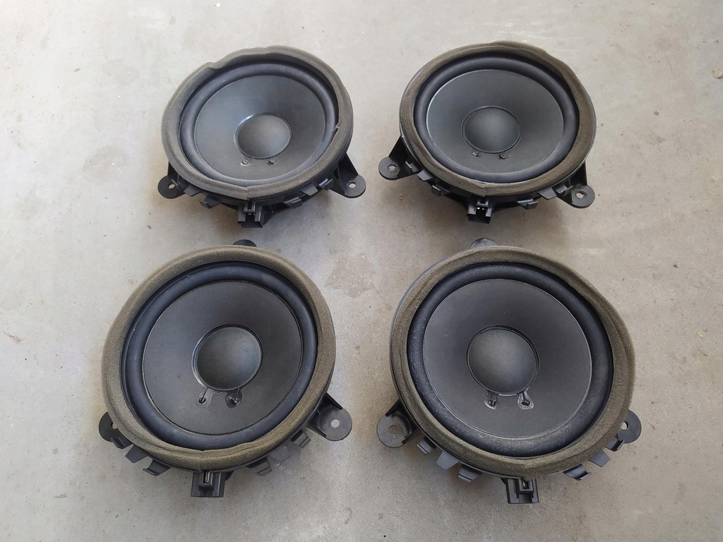 фото №1, Динамик дверь high performance 30752084 30657445 volvo c30 2008 volvo