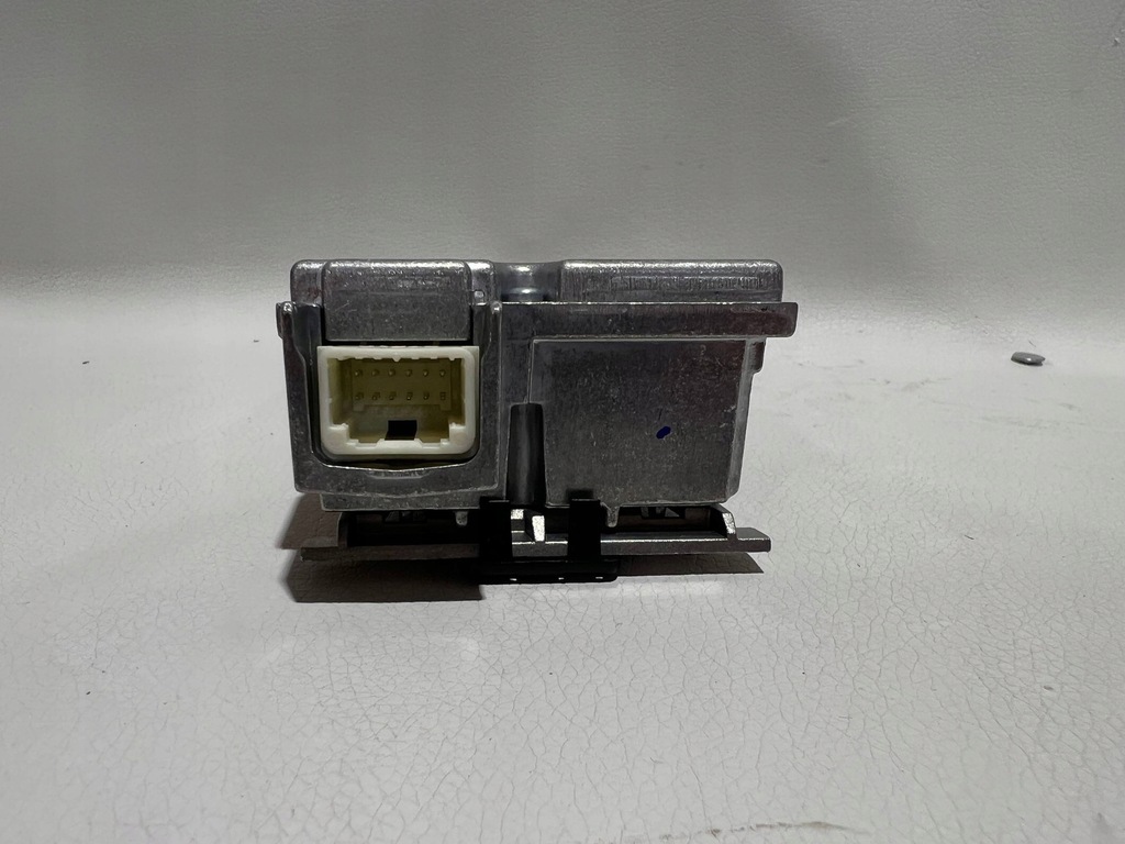 фото №4, Камера асистент поперечина руху renault clio v 284623677r