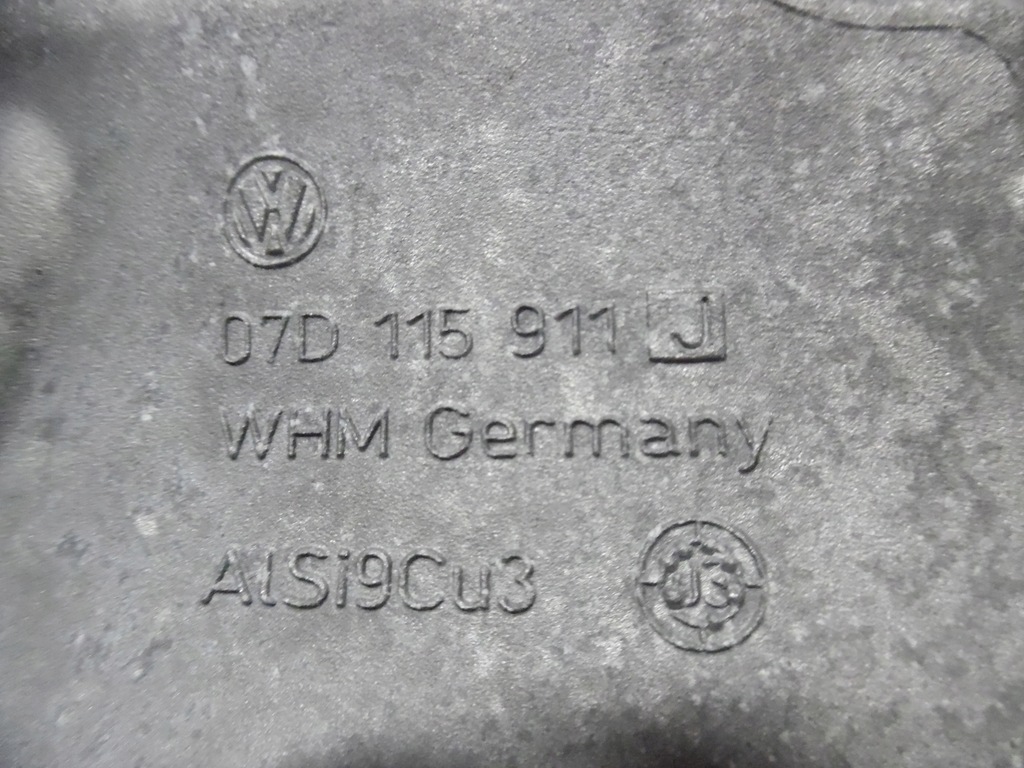 фото №10, Audi a8 d3 6.0 bht корпус фильтра 07d115911j