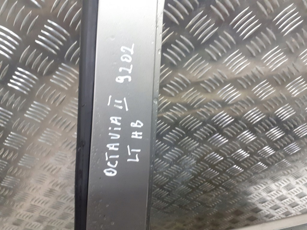 фото №3, Дверь левый задняя skoda octavia ii 9202 hb